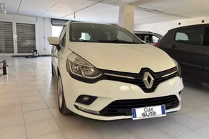 Renault Clio dCi 8V 75 CV 5 porte Moschino Intens