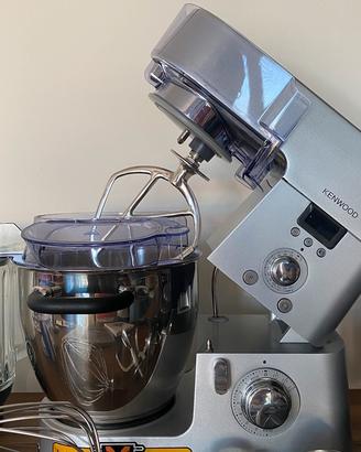 KENWOOD KM086 + accessori