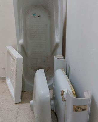 vasca piatto doccia e 2 lavandini nuovi