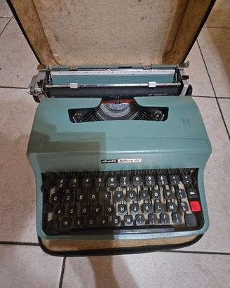 macchina da scrivere olivetti lettera 32
