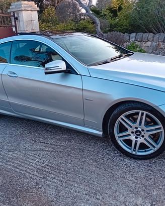 Mercedes-benz E 220 CDI coupé Avantgarde AMG