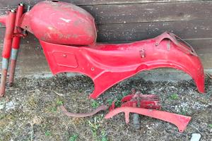 moto Guzzi zigolo pezzi di ricambio d'epoca 