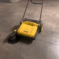 Spazzatrice manuale CACNRCHER modello 750