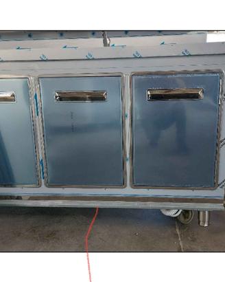 Banco Bar refrigerato con 4 sportelli