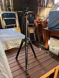 VANGUARD Treppiede Aluminio Nivelo 204 BK