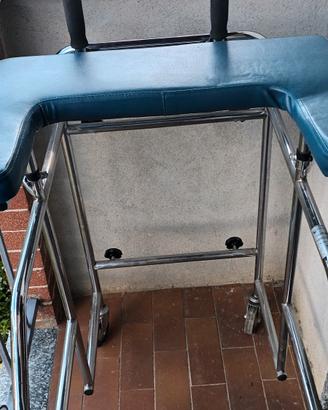 girello per anziani disabili