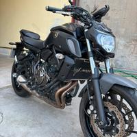 YAMAHA MT-07 DEPOTENZIATA PER PATENTE A2 - 35Kw