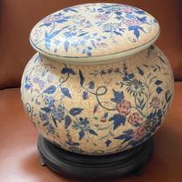 Vaso decorativo in ceramica 