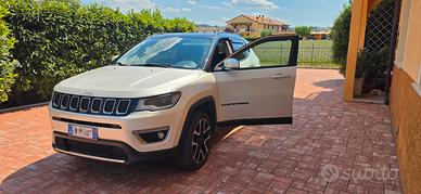 JEEP COMPASS 2.0 MJET 4X4 CON GANCIO TRAINO