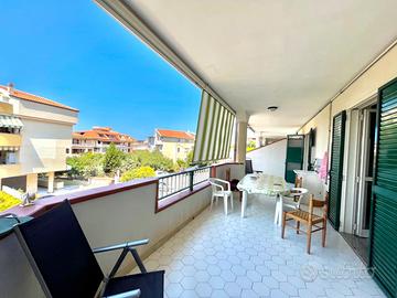 Appartamento Spazioso con Garage PRIMO PIANO