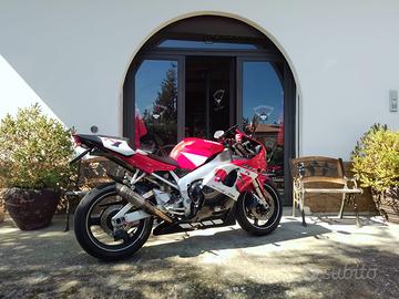 Yamaha YZF R1 - 2001