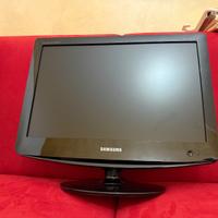 TV 20” Samsung SyncMaster 2032MW