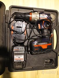 avvitatore 18v con due batterie