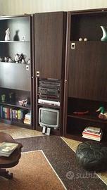 Mobile con letti a scoparsa