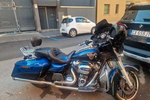 Harley-davidson Street Glide anniversary