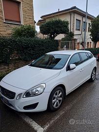 Volvo v60 prezzo trattabile 