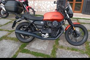 motoguzzi v7 Stone 850