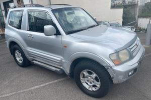 Mitsubishi Pajero 3.2 16V DI-D 3p. GLS2