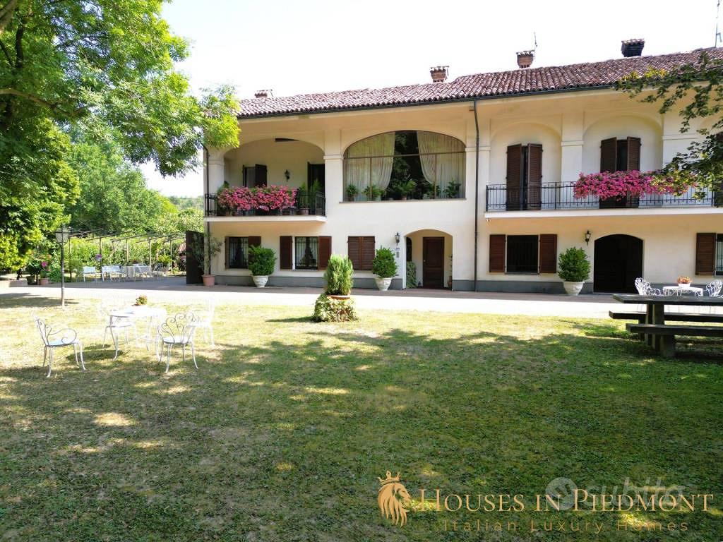 Rustico / Casale di 407 m² con più di 5 locali e b - Vista 2