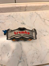 Pinza brembo stylema