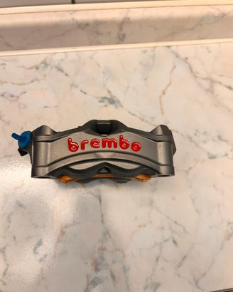 Pinza brembo stylema