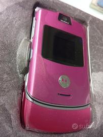 Motorola RAZR V3 Features
