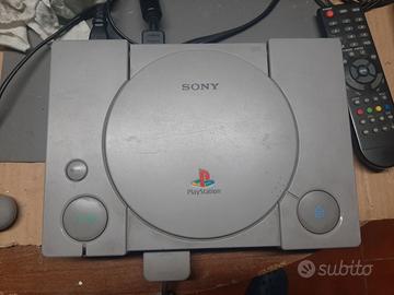 Playstation 1 con accessori
