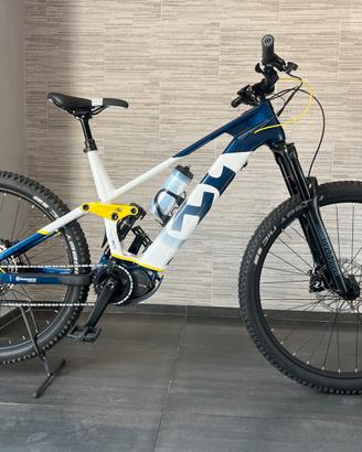 Mtb pedalata assistita husqvarna mc5 full