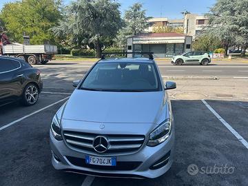Mercedes b180