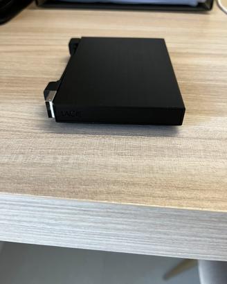 Hard disk eaterno LACIE , 750 GB , nuovo