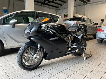DUCATI 749