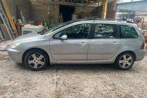 Pegeout 307 SW c.c. 2000