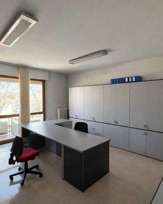 Appartamento di 107 m² con 3 locali e box auto a P