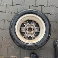 Gomme con cerchio