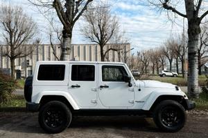 Wrangler Unlimited 2.8 crd Black edition auto