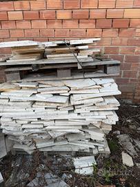 Cocciame/pezzame in travertino