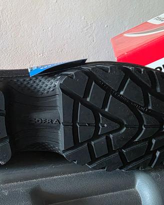 Scarpe Cofra