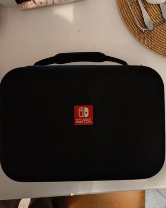 Custodia rigida Nintendo Switch originale