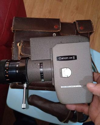 Macchina fotografica  e proiettori e cineprese