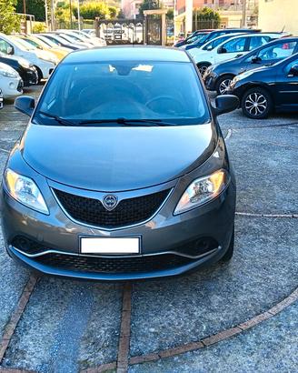 Lancia Ypsilon 1.2 69 CV 5 porte GPL Ecochic garan