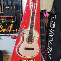 Chitarra giocattolo
