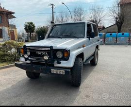 Toyota land cruiser auto d'epoca