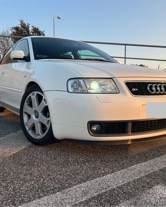 Audi S3 quattro prima serie (8L).