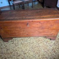baule antico in legno