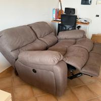 Divano 2 posti recliner elettrico 5 mesi di vita