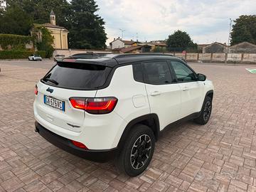JEEP COMPASS HIBRID BENZINA