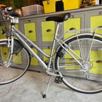 Bici da donna Bianchi Spillo K15 color argento