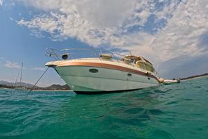 TA MARE 34 + 2x250hp MERCRUISER CUMMINS