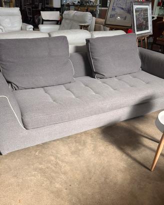 Divano 3 poati Roche Bobois moderno grigio