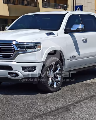 DODGE RAM 1500 5.7L V8 LONGHORN